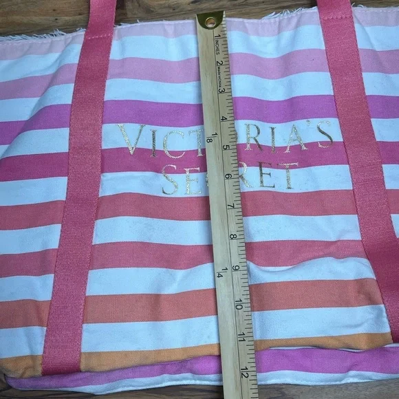 Victoria’s Secret Stripe Beach Tote Bag - Picture 6 of 9